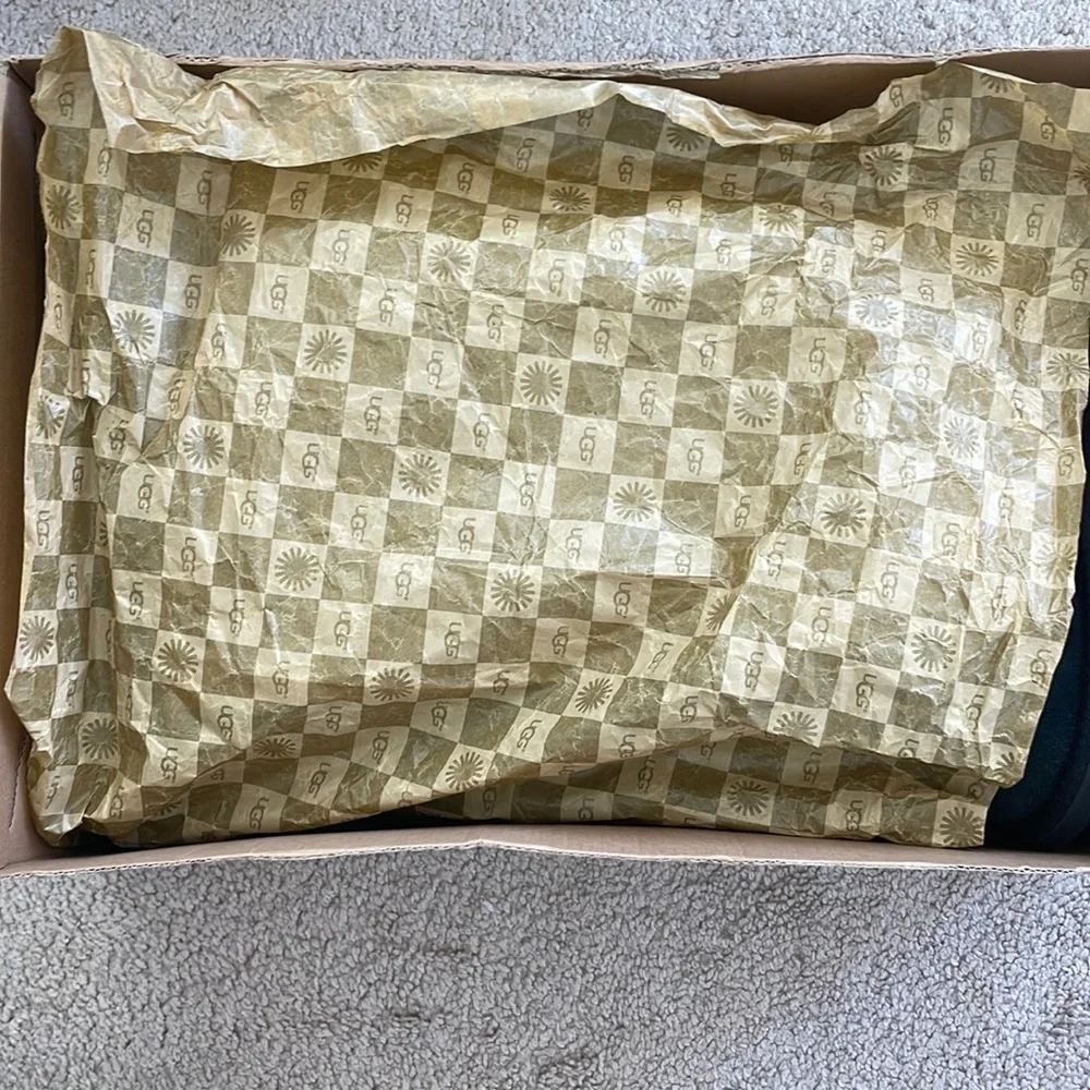 Ugg Bailey - Picture 4 of 5